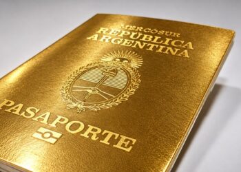 Argentina lanzarà un pasaporte de oro a extranjeros que vengan a invertir 350.000 dòlares